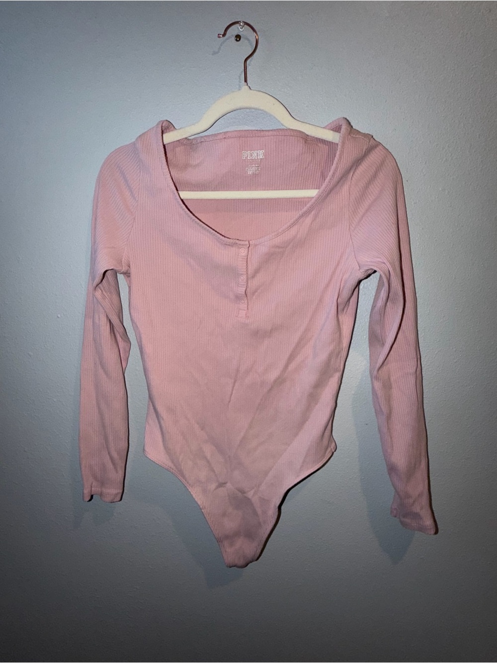 PINK Victoria’s Secret Ribbed Henley Bodysuit 💕